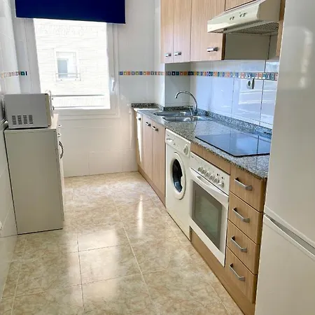 Apartbeach Nova Pineda Con Parking Y Clima דירה *