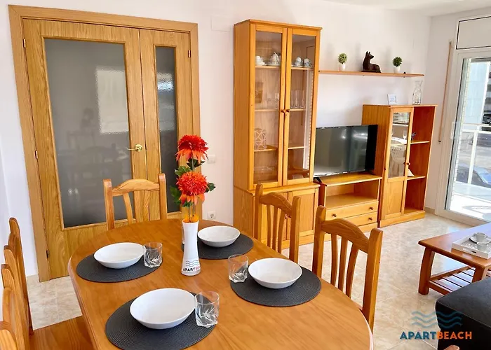 Apartbeach Nova Pineda Con Parking Y Clima * La Pineda
