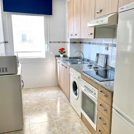 Apartbeach Nova Pineda Con Parking Y Clima 아파트