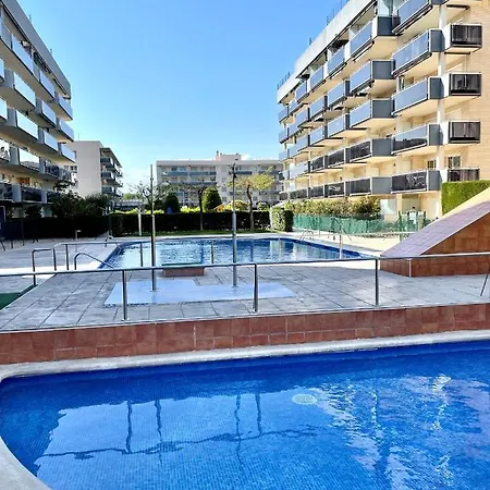 Apartbeach Nova Pineda Con Parking Y Clima 아파트 *