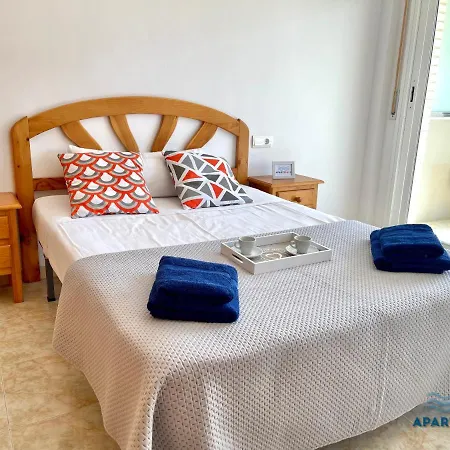 Apartbeach Nova Pineda Con Parking Y Clima 아파트